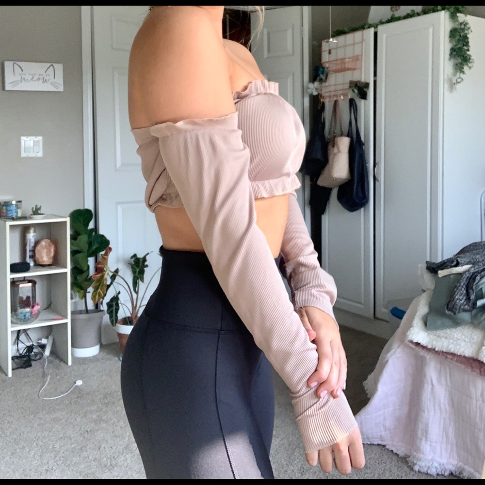 Ribbed Long Sleeve Crop Top
